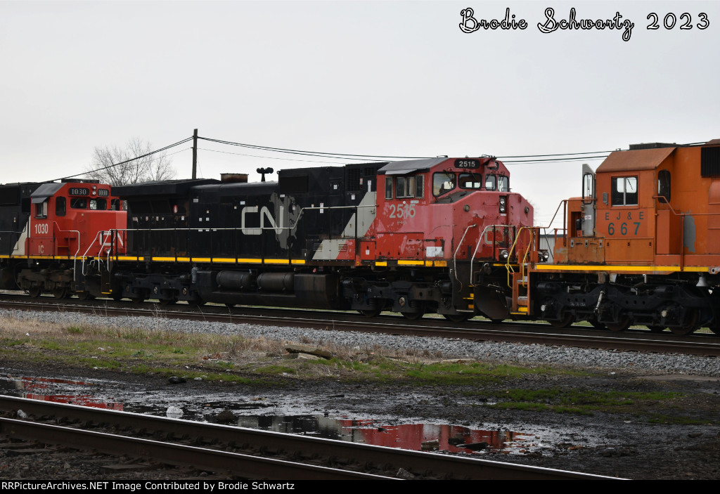 CN 2515